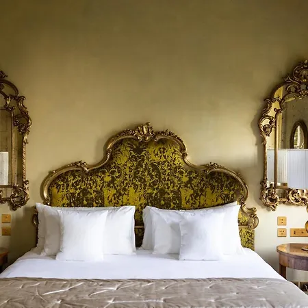 Passalacqua Hotell 5*